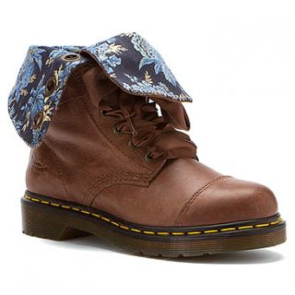 Dr Martens Aimilee Boot Women 8